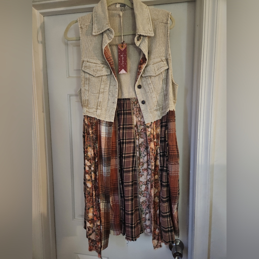 Gimmicks Buckle Duster Vest